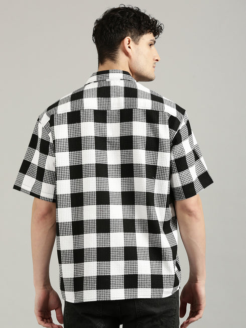White&Black Checked Short Sleeved Oversized Shirt