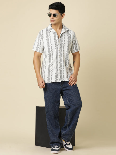 JOVEN Men Printed Casual Black Oversized Half Sleeve Shirt