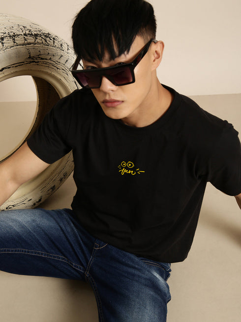 Black Solid Oversized Crew Neck T-shirt