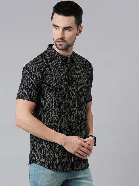 Joven Mens Slim Fit Printed Casual Shirt in Black Color